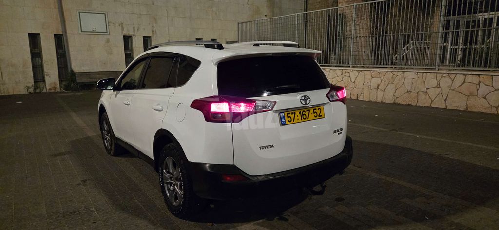 טויוטה RAV4