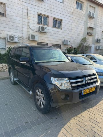 מודעת רכב מיצובישי פג'רו