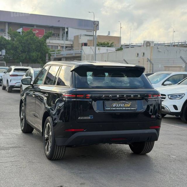 ג'אקו J5