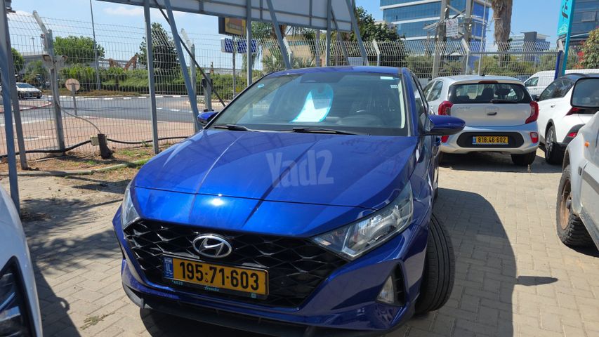 יונדאי i20