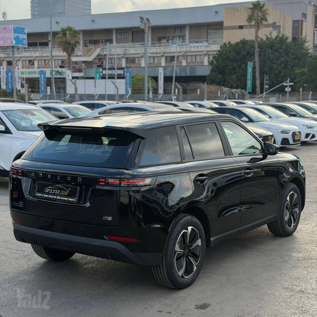 ג'אקו J5
