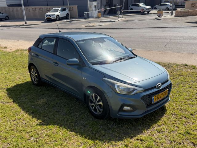 יונדאי i20