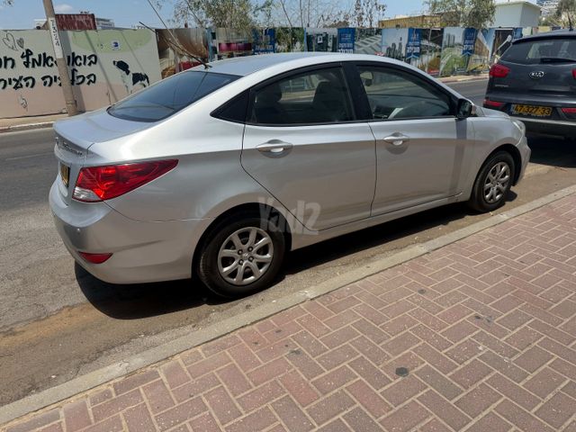 יונדאי אקסנט i25