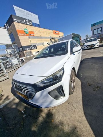 יונדאי איוניק