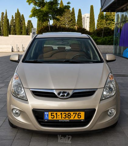 יונדאי i20