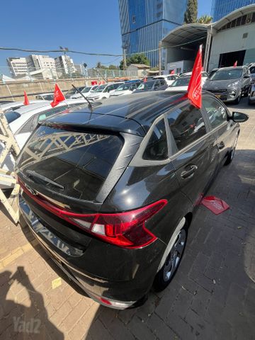 יונדאי i20