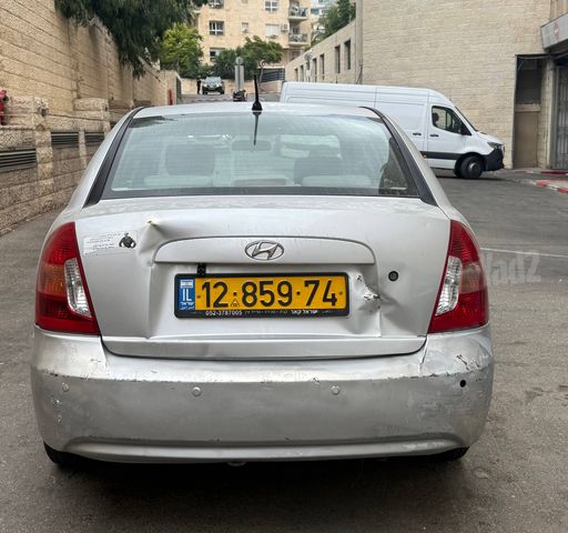 יונדאי אקסנט i25