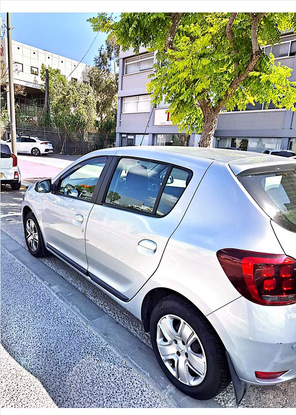 דאצ'יה סנדרו
