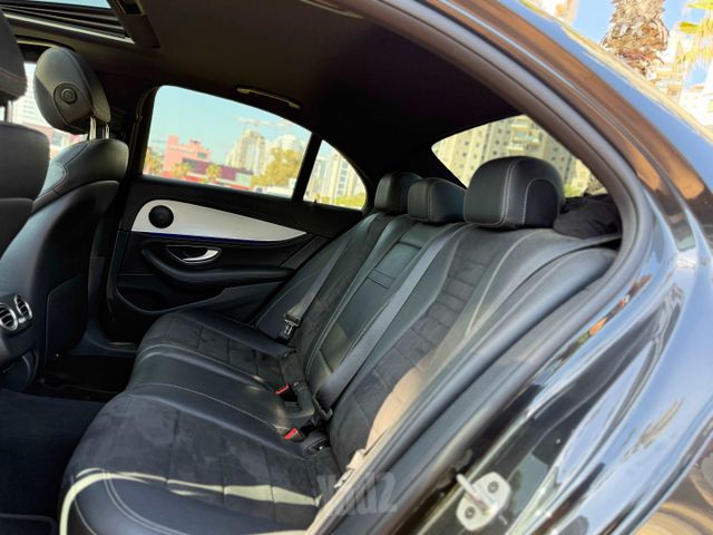 מרצדס-בנץ E-class