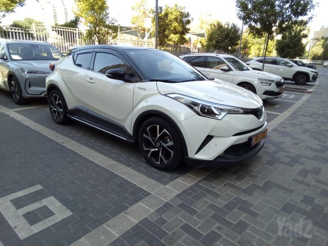 טויוטה C-HR