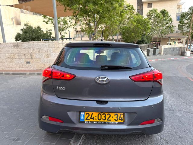 יונדאי i20