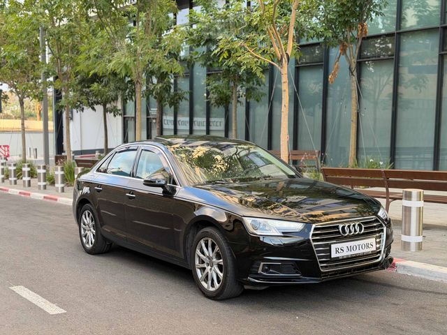 אאודי A4