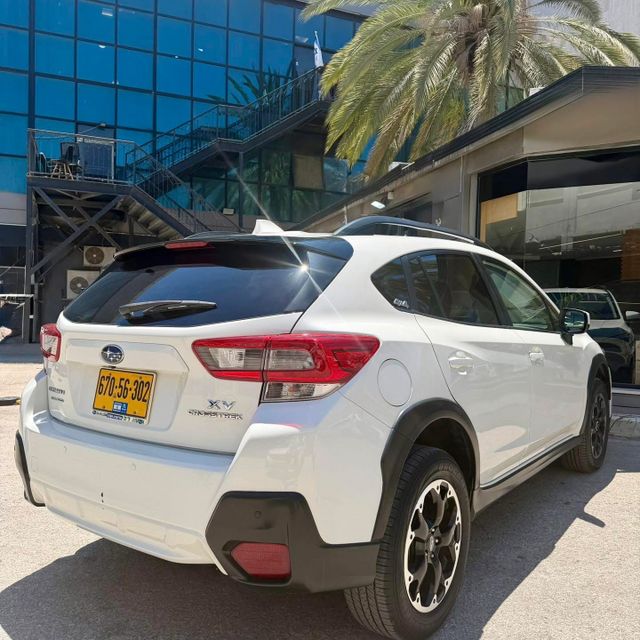מודעת רכב סובארו XV 2