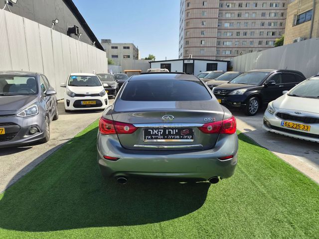 אינפיניטי Q50