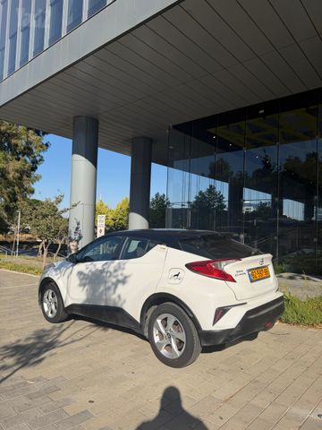 טויוטה C-HR