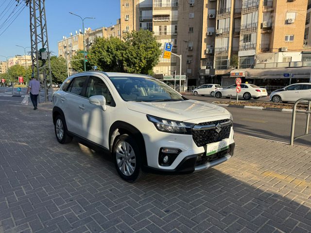 סוזוקי S-Cross