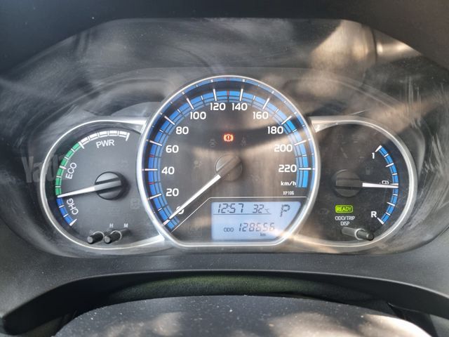 טויוטה יאריס