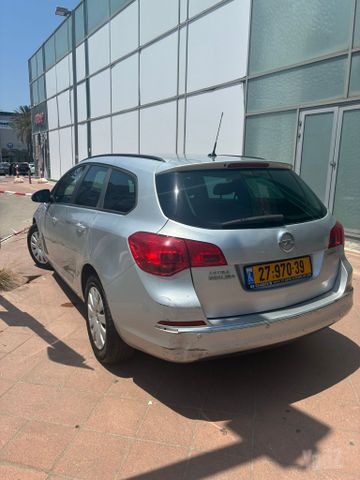 אופל אסטרה