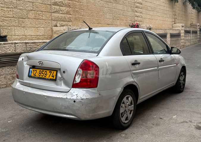 יונדאי אקסנט i25