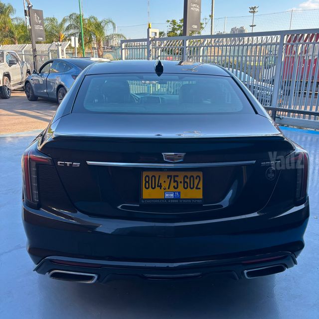 קאדילק CT5