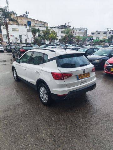 סיאט ארונה