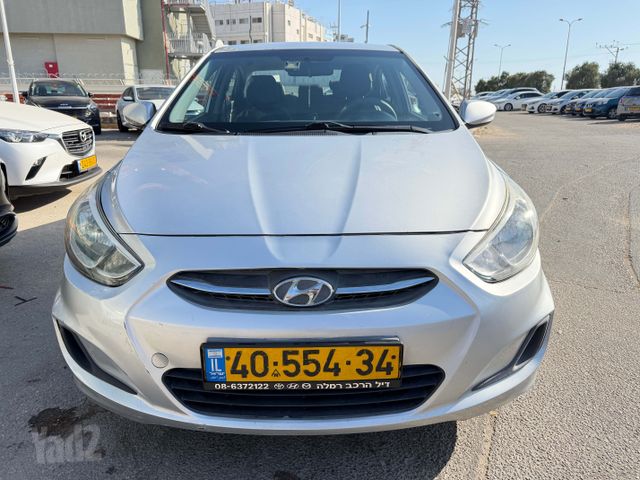 יונדאי אקסנט i25