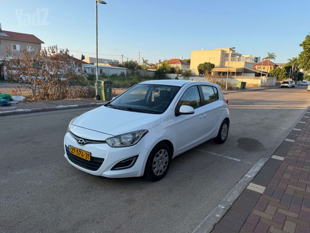 יונדאי i20