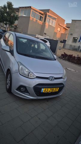 יונדאי i10