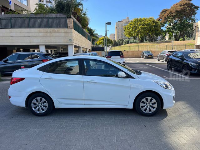 יונדאי אקסנט i25