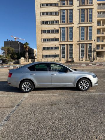 סקודה אוקטביה