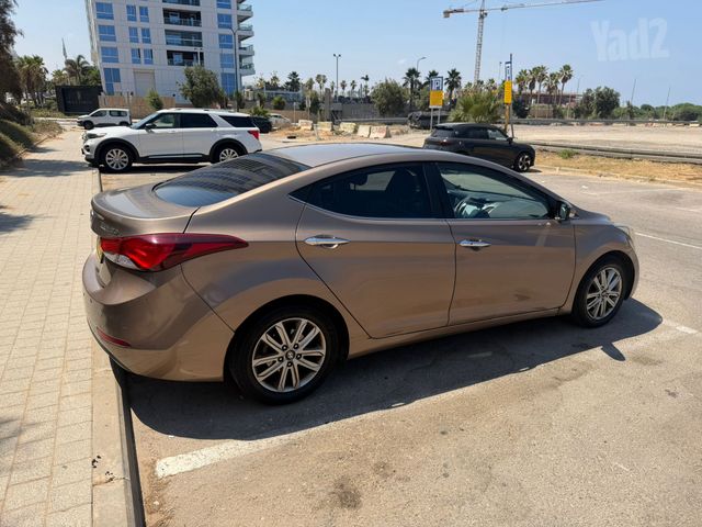 יונדאי I35