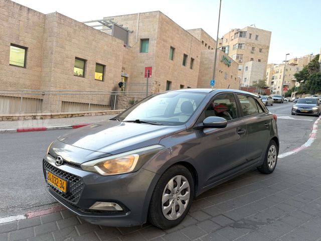 מודעת רכב יונדאי i20