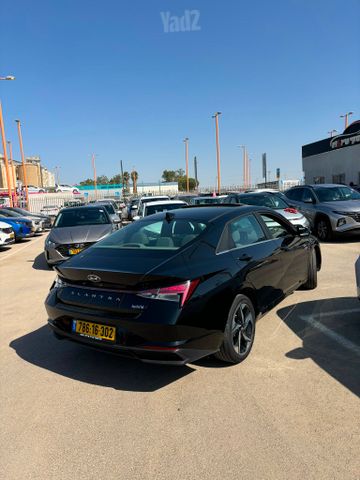 יונדאי אלנטרה