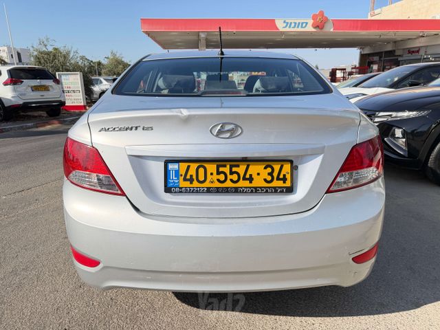 יונדאי אקסנט i25