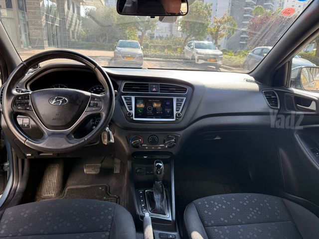 יונדאי i20