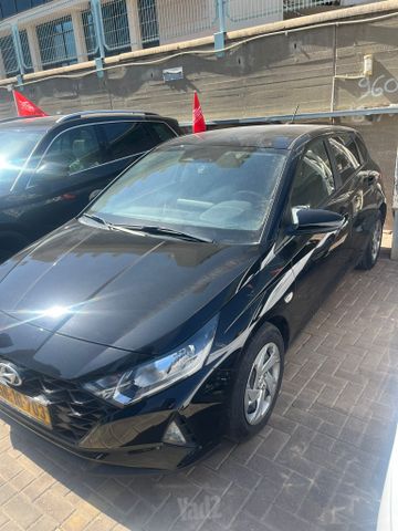 יונדאי i20