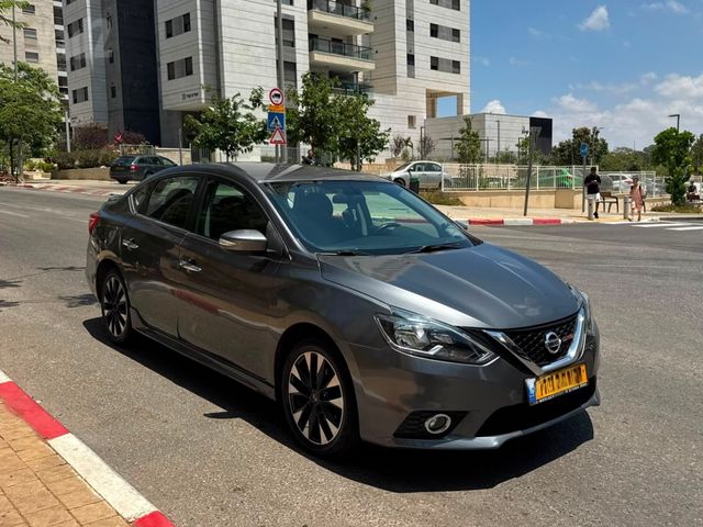 ניסאן סנטרה