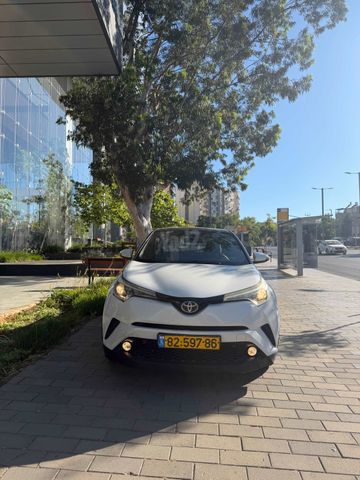 טויוטה C-HR