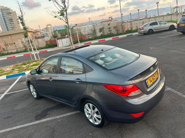 יונדאי אקסנט i25