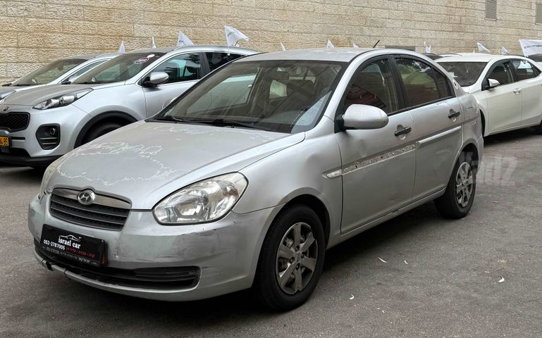 יונדאי אקסנט i25