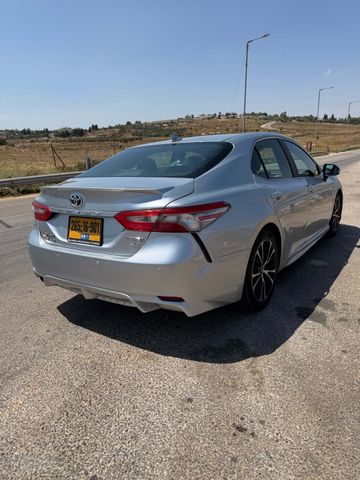 מודעת רכב טויוטה קאמרי