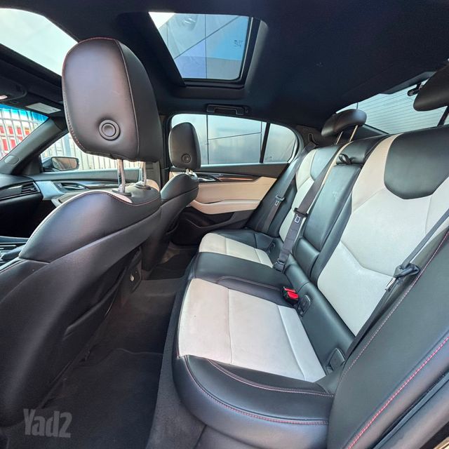 קאדילק CT5