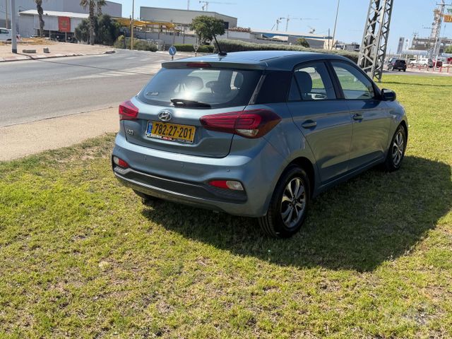 יונדאי i20