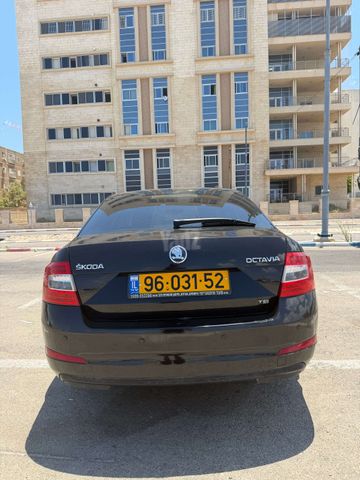 סקודה אוקטביה