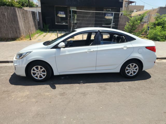 מודעת רכב יונדאי אקסנט i25