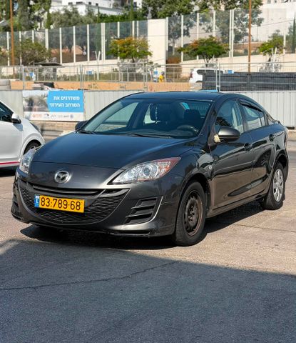 מודעת רכב מאזדה 3