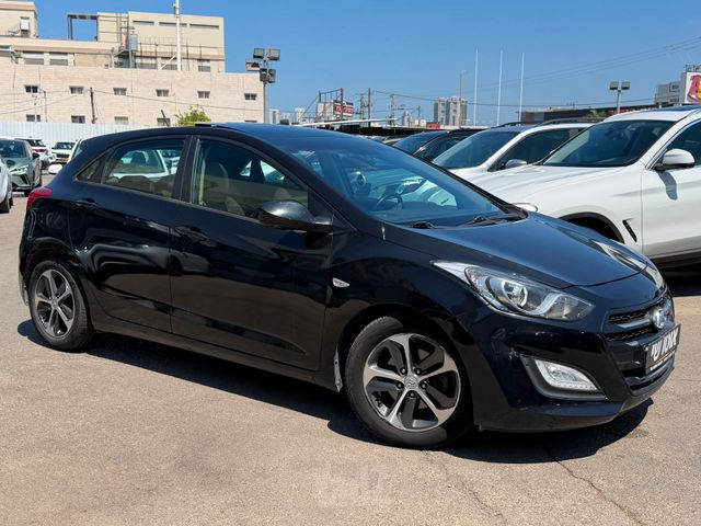 יונדאי i30