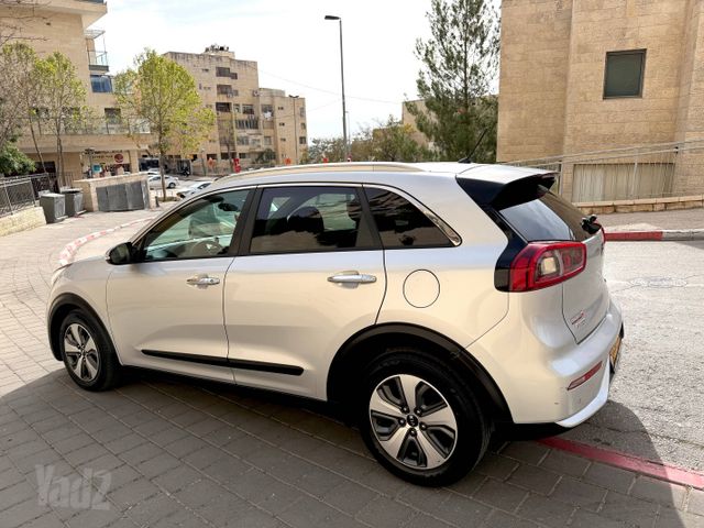 קיה נירו