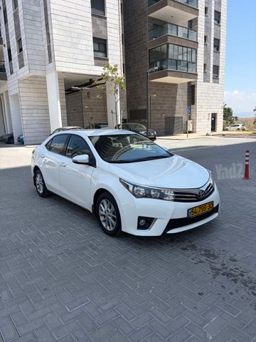 מודעת רכב טויוטה קורולה