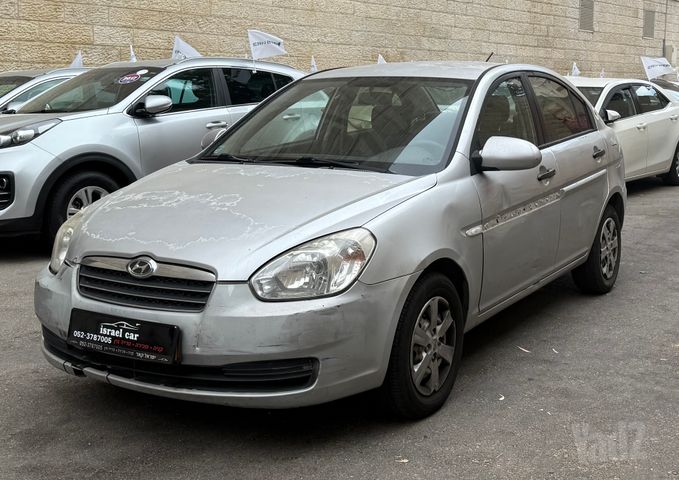 יונדאי אקסנט i25